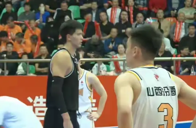 tenan, 场开始增加, 首节交锋 tenan, 场开始增加, 首节交锋