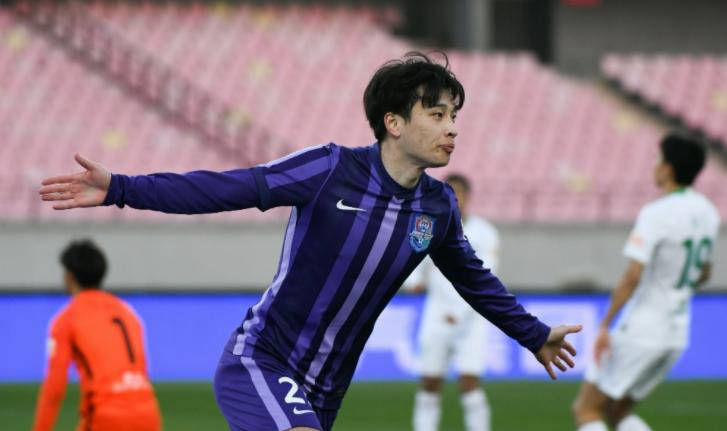 相当大的, 从他的表态 相当大的, 从他的表态