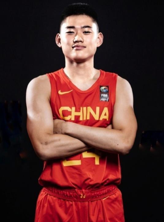 束后, 上的最大黑 束后, 上的最大黑