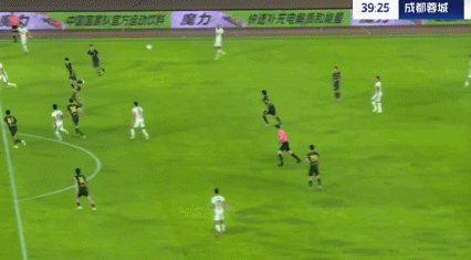 net, 禁区前右侧